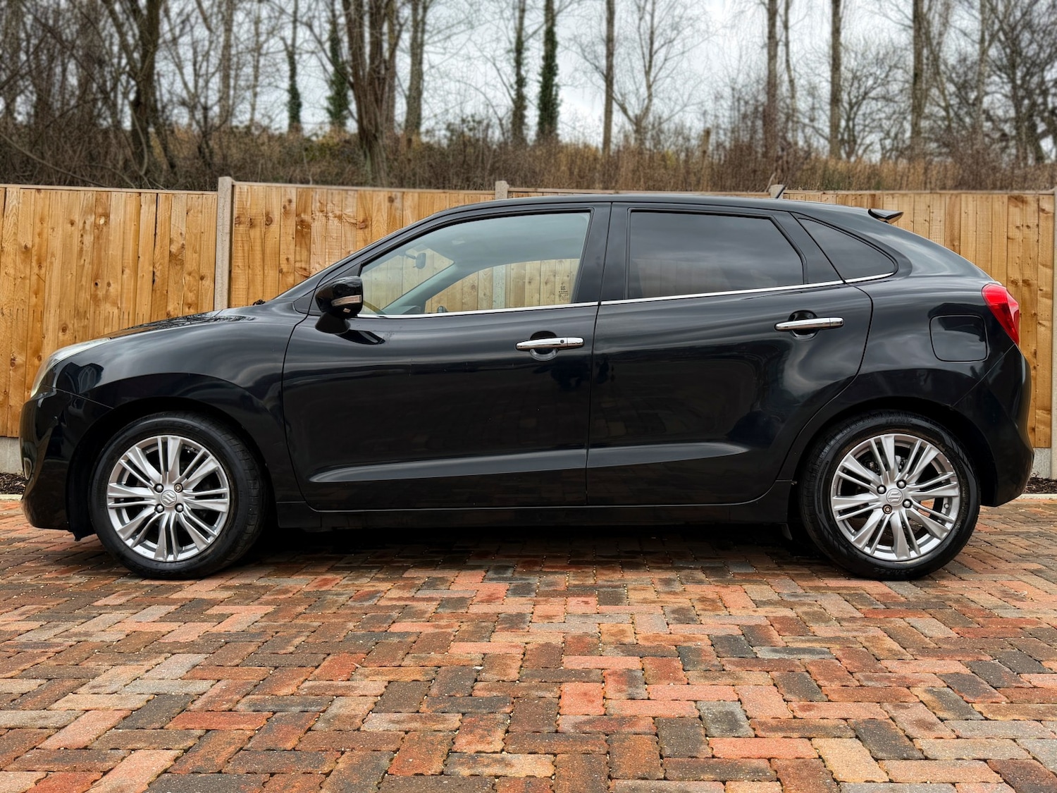 Used Suzuki Baleno 2017 for sale - 77610033: Photo 9
