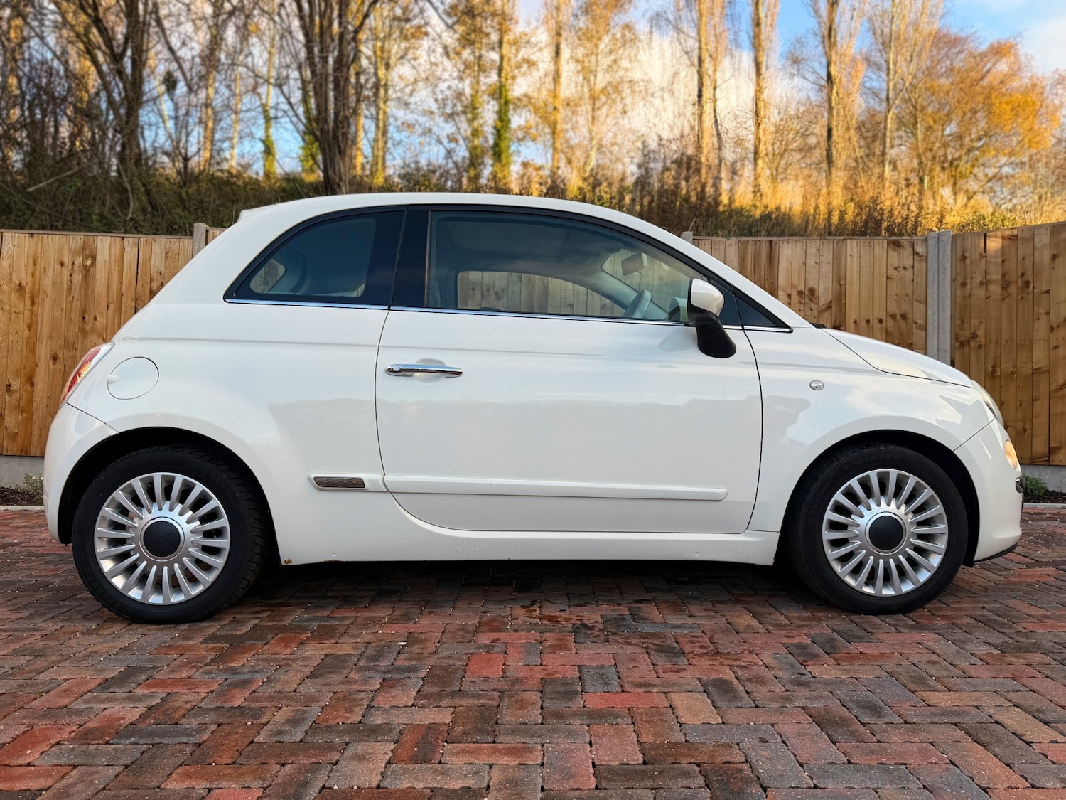 Used Fiat 500 2011 for sale - 76643340: Photo 5