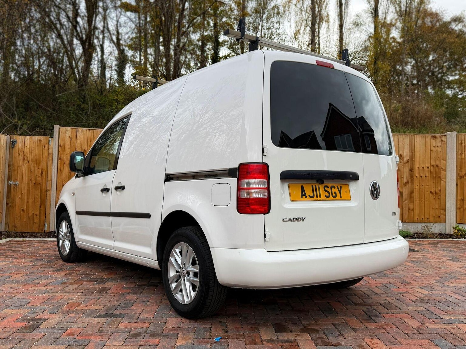 Used Volkswagen Caddy 2011 for sale - 76488703: Photo 8
