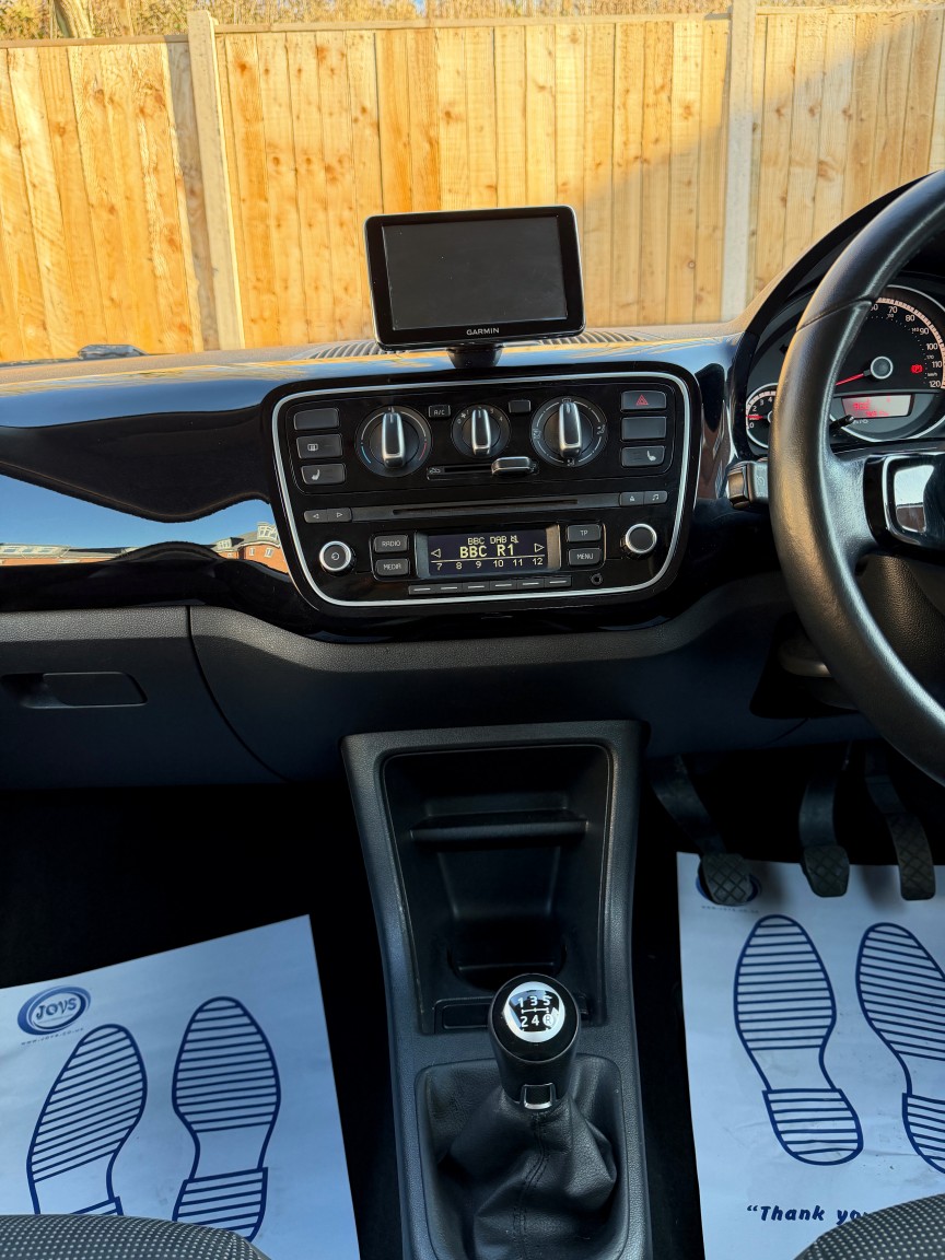 Used Volkswagen up! 2015 for sale - 77749875: Photo 19