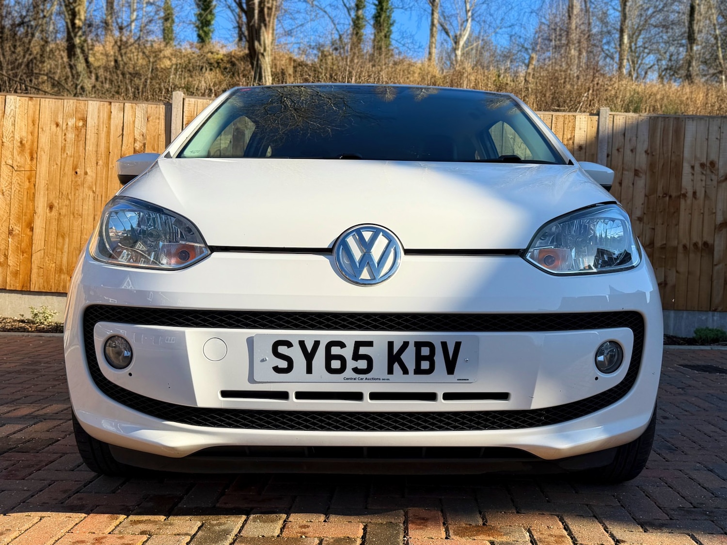 Used Volkswagen up! 2015 for sale - 77749875: Photo 2