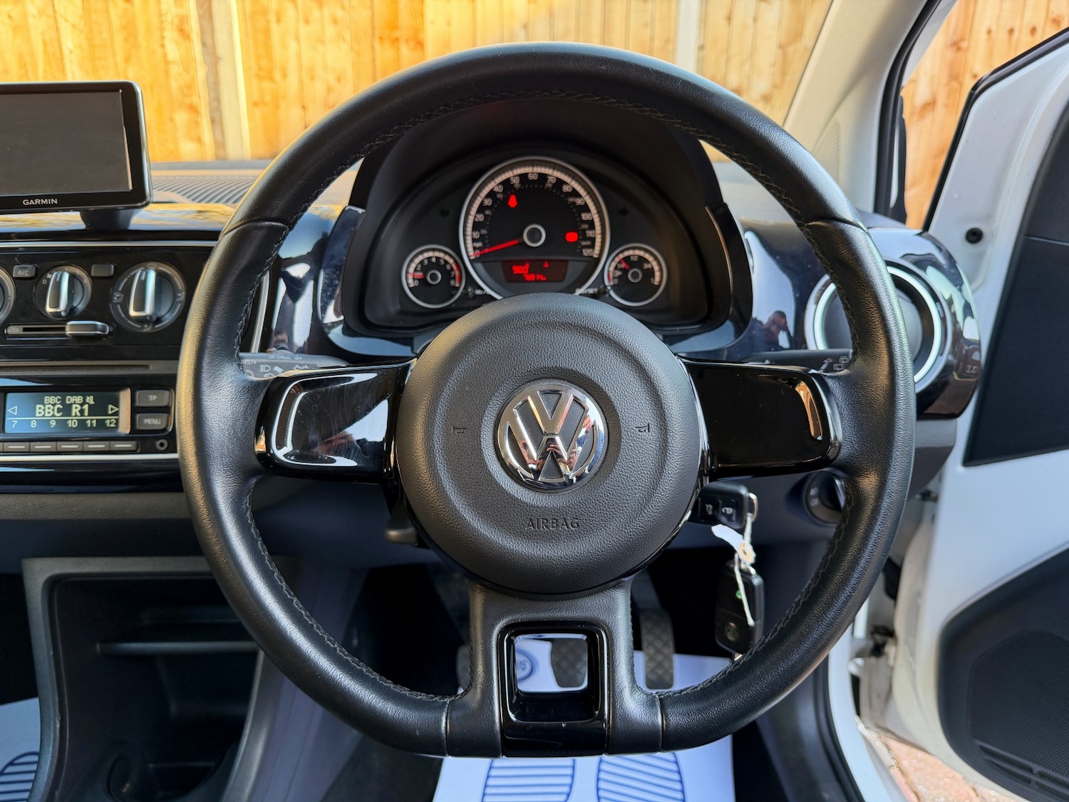 Used Volkswagen up! 2015 for sale - 77749875: Photo 20