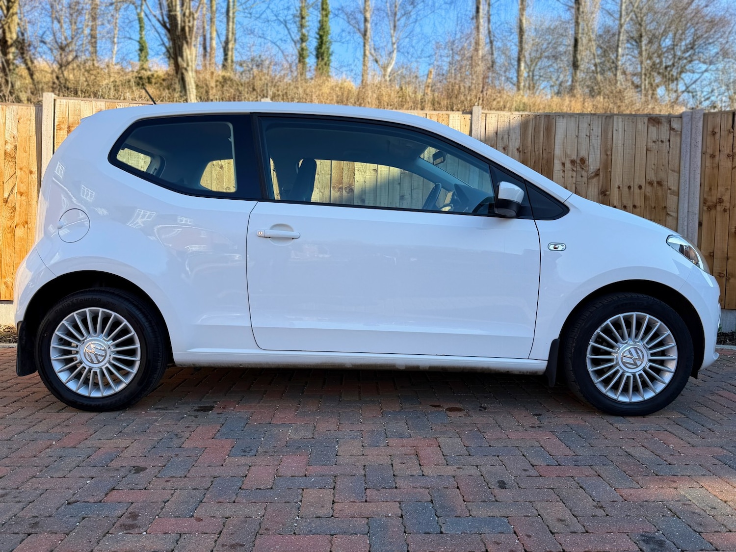 Used Volkswagen up! 2015 for sale - 77749875: Photo 5