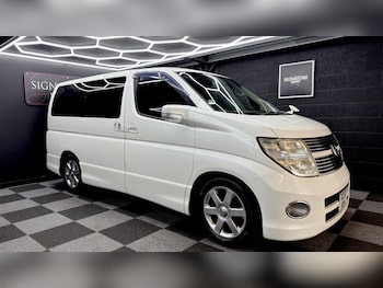 Used Nissan Elgrand 2023 for sale - 78768989: Photo