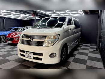 Used Nissan Elgrand 2023 for sale - 78768989: Photo