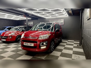 Used Citroen C3 Picasso 2017 for sale - 78501361: Photo
