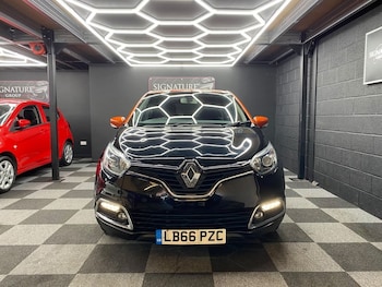 Used Renault Captur 2017 for sale - 79482435: Photo