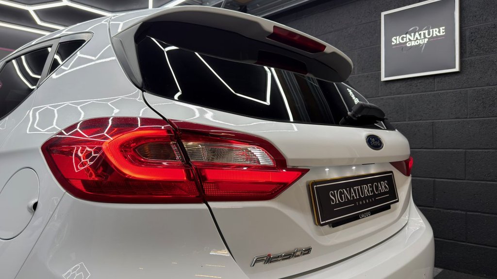 Used Ford Fiesta 2017 for sale - 78172070: Photo 9