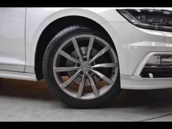 Used Volkswagen Passat 2018 for sale - 74806102: Photo