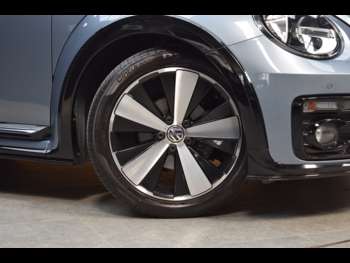 Used Volkswagen Beetle 2017 for sale - 74954588: Photo