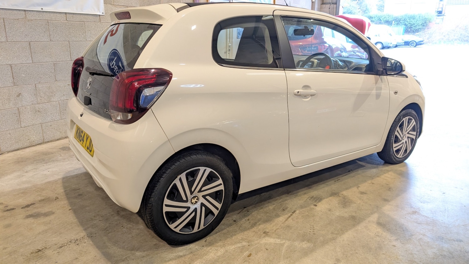 Used Peugeot 108 2014 for sale - 77125360: Photo 15