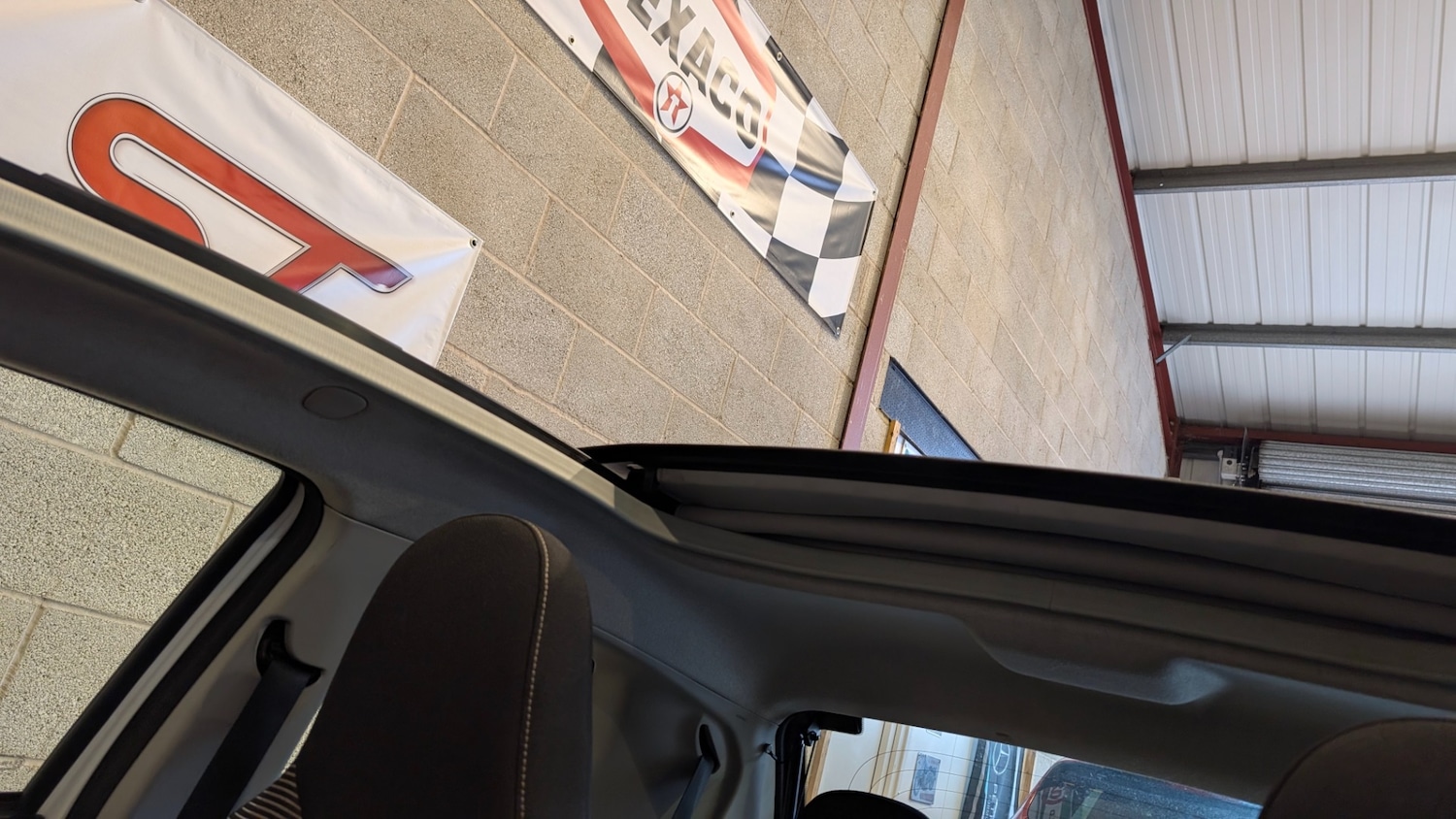 Used Peugeot 108 2014 for sale - 77125360: Photo 22