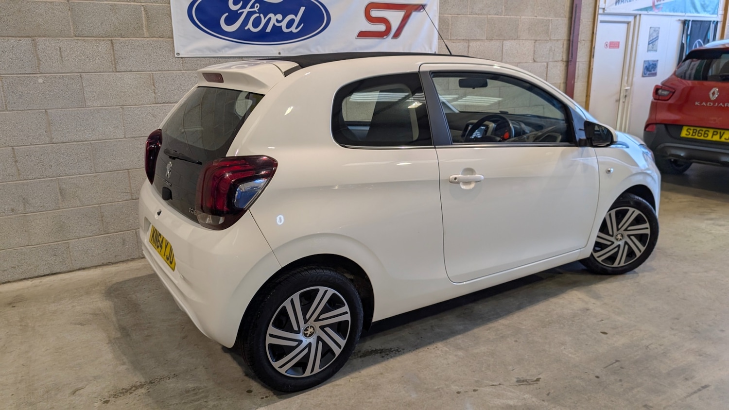 Used Peugeot 108 2014 for sale - 77125360: Photo 7