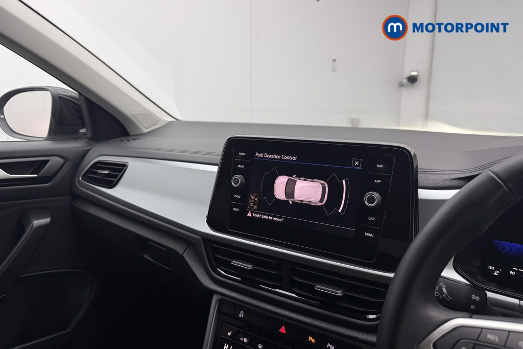 Used Volkswagen T-Roc 2023 for sale - 76777692: Photo 24