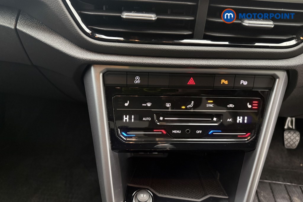 Used Volkswagen T-Roc 2023 for sale - 76777692: Photo 26