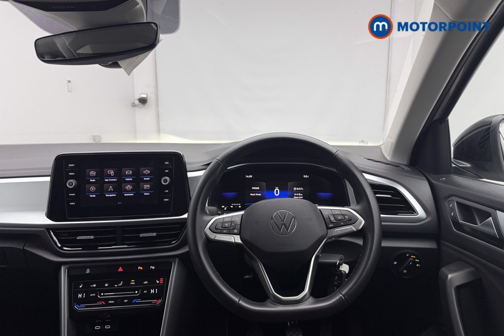 Used Volkswagen T-Roc 2023 for sale - 76777692: Photo 27