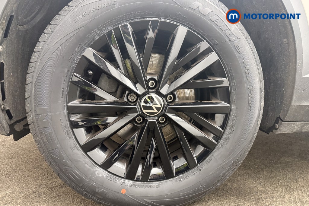 Used Volkswagen T-Roc 2023 for sale - 76777692: Photo 9