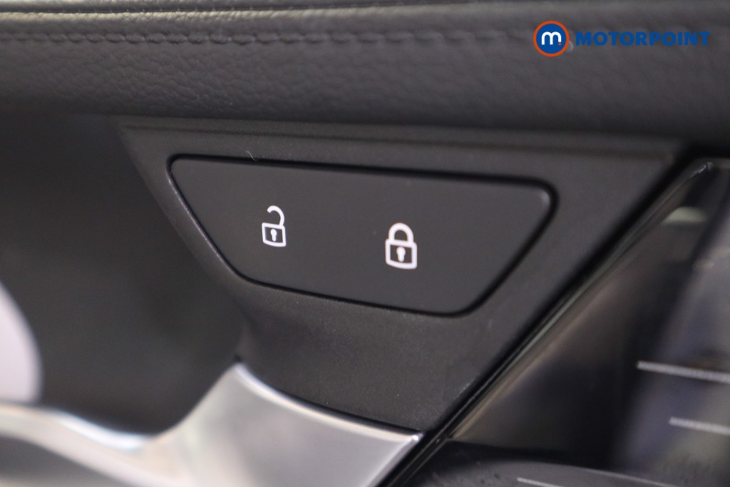 Used Volkswagen Passat 2025 for sale - 76394306: Photo 17