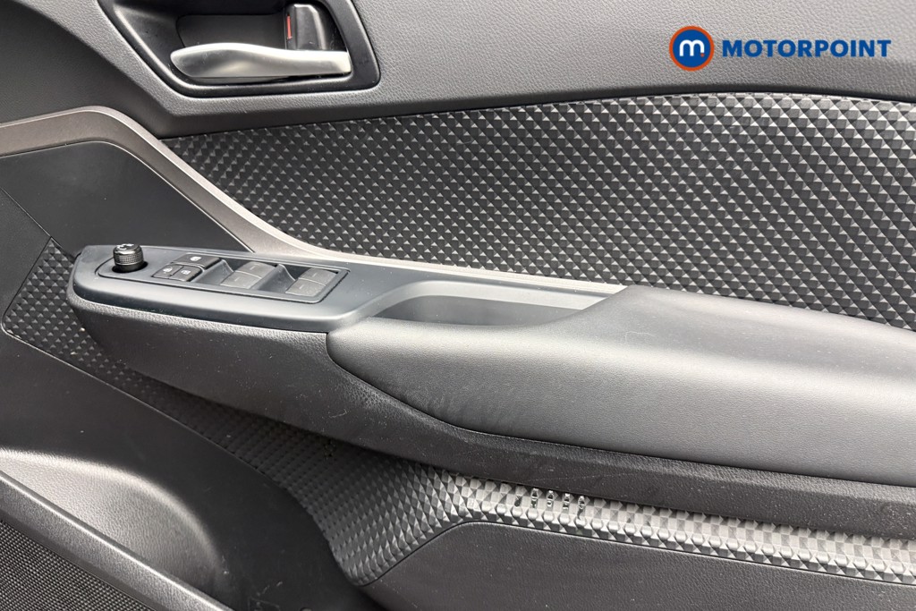 Used Toyota C-HR 2022 for sale - 77171223: Photo 25