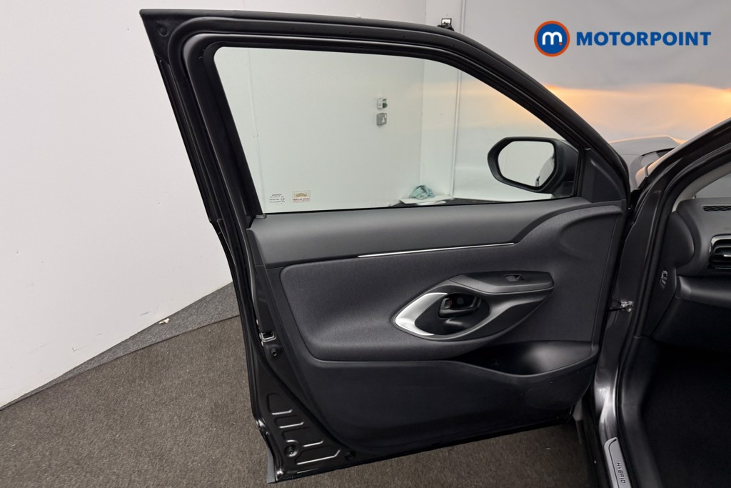 Used Toyota Yaris Cross 2023 for sale - 77168252: Photo 12