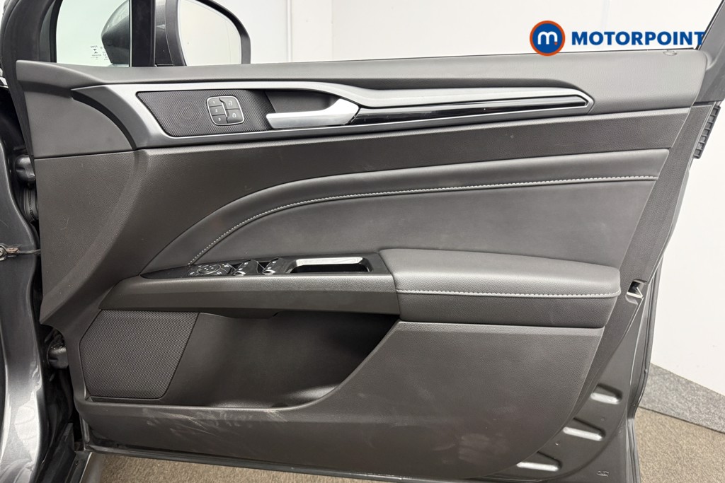 Used Ford Mondeo 2017 for sale - 77997915: Photo 34