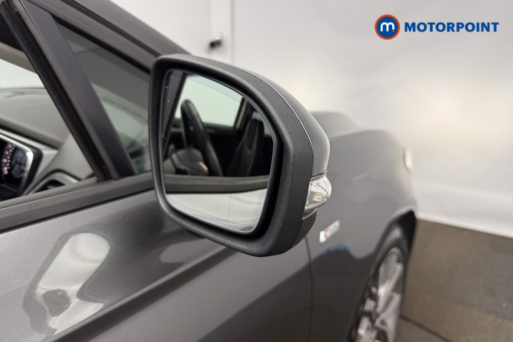 Used Ford Mondeo 2017 for sale - 77997915: Photo 35