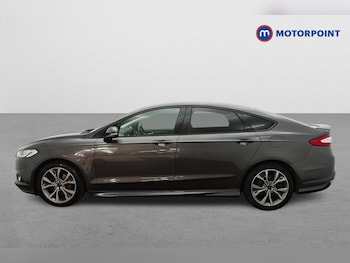 Used Ford Mondeo 2017 for sale - 77997915: Photo