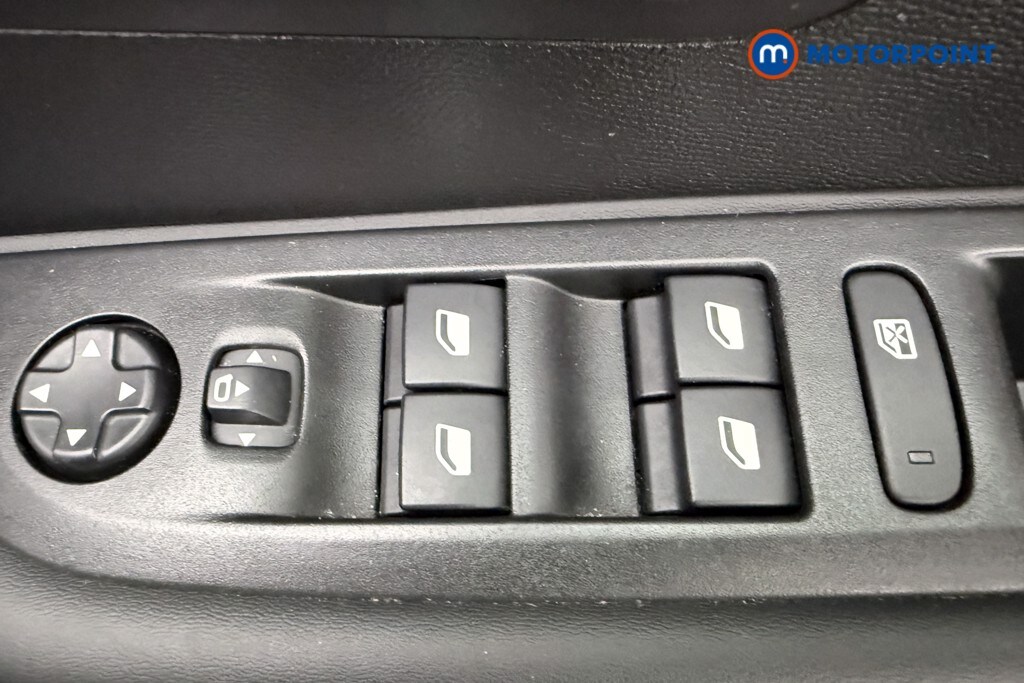 Used Peugeot 208 2023 for sale - 78067706: Photo 27