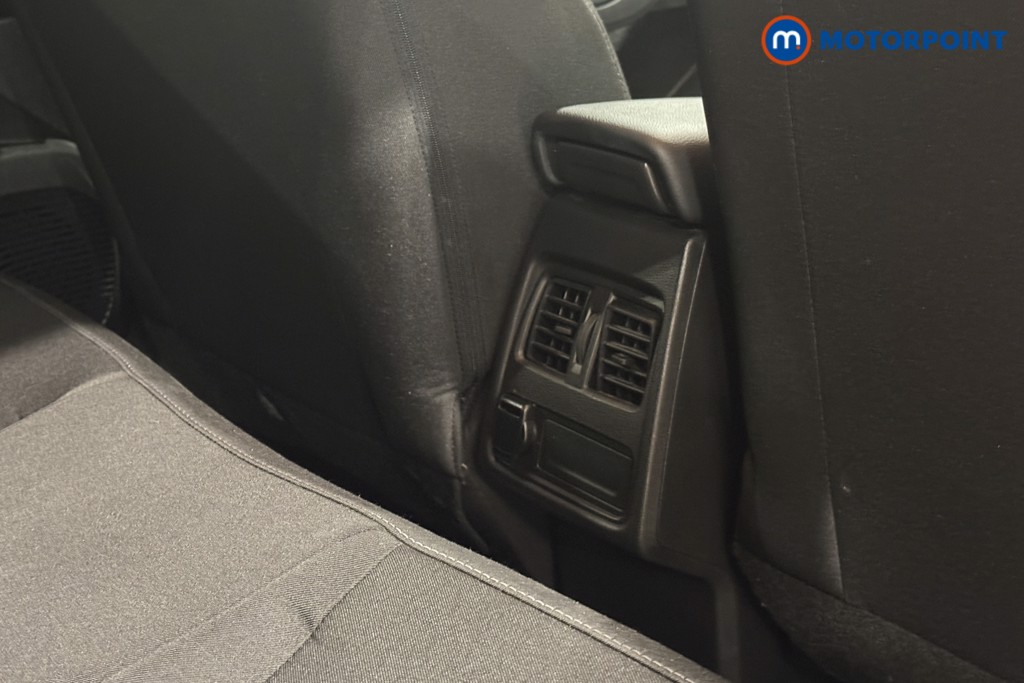 Used Renault Captur 2021 for sale - 76797422: Photo 30