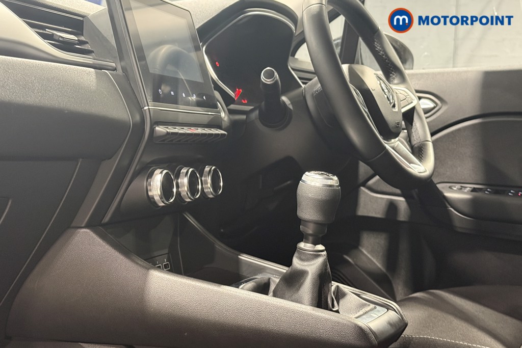 Used Renault Captur 2021 for sale - 76797422: Photo 37