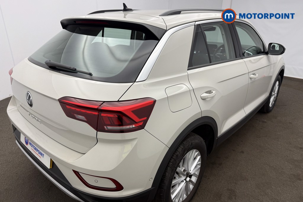 Used Volkswagen T-Roc 2023 for sale - 78042993: Photo 17