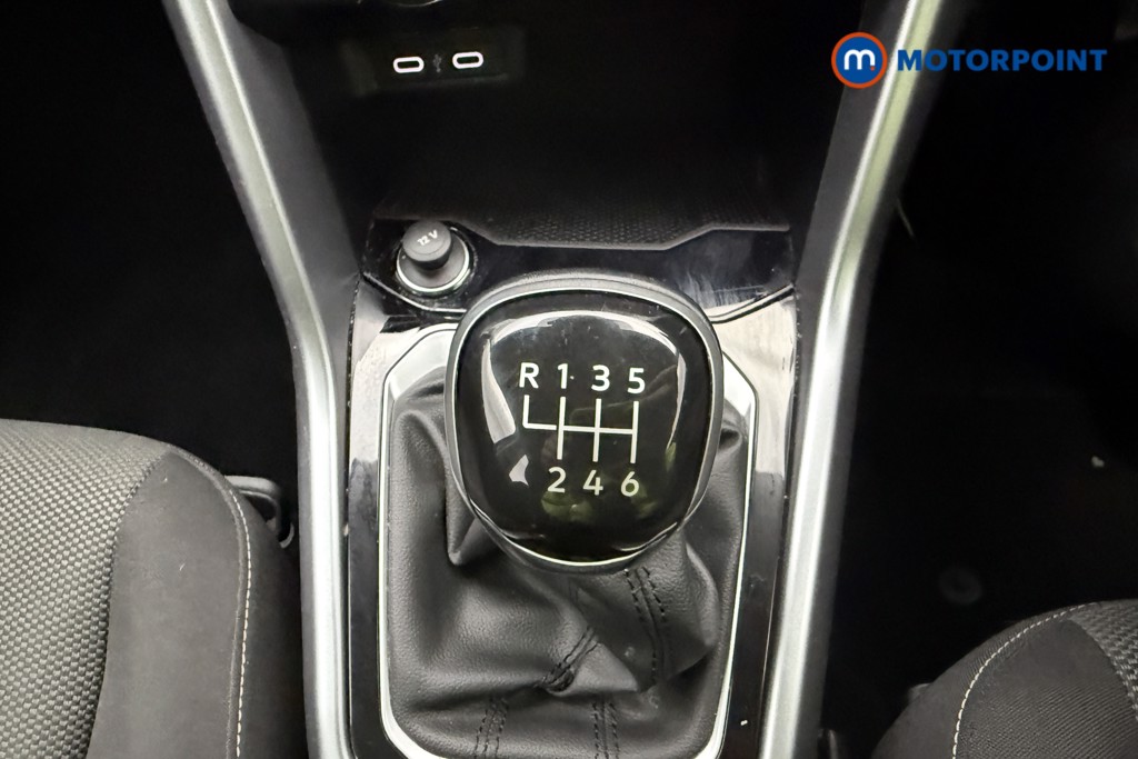 Used Volkswagen T-Roc 2023 for sale - 78042993: Photo 31