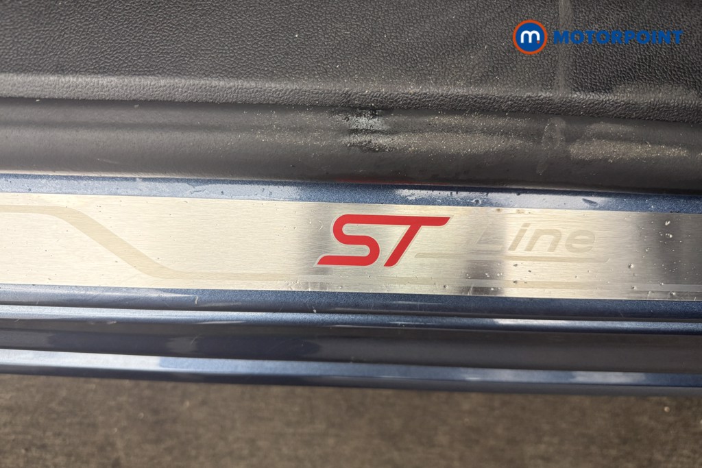 Used Ford Focus 2023 for sale - 76933831: Photo 22