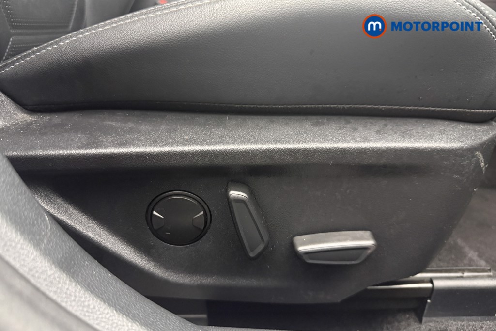 Used Ford Focus 2023 for sale - 76933831: Photo 24