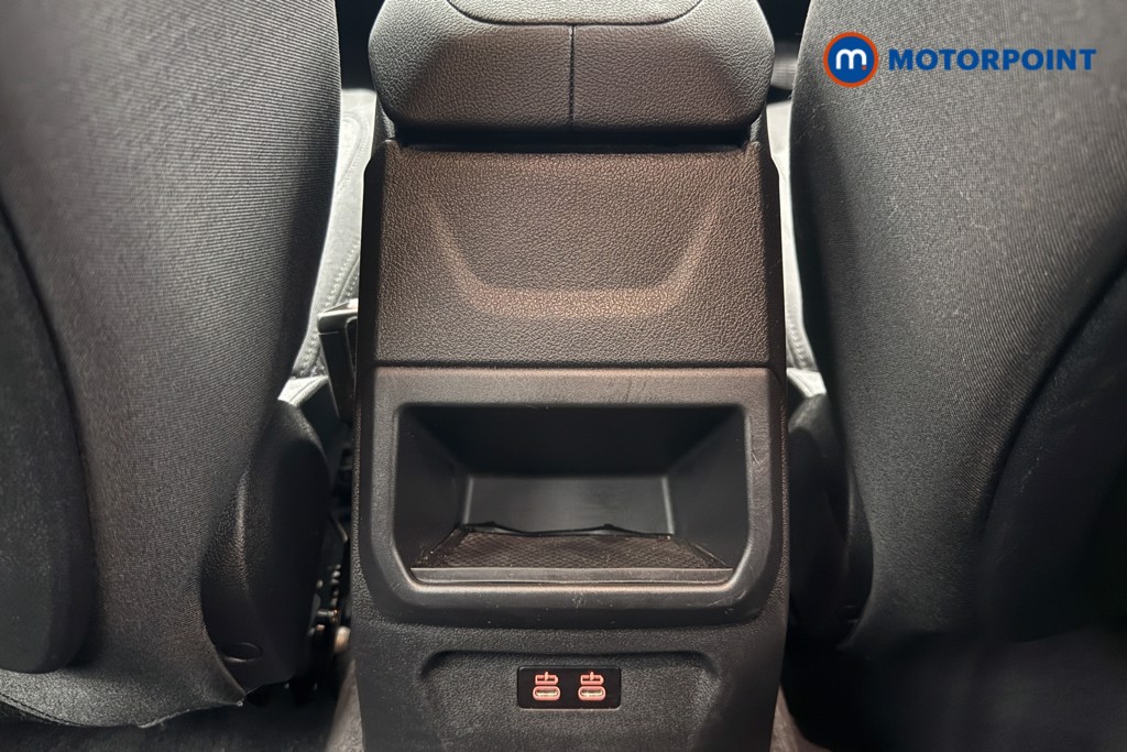 Used BMW 1 Series 2024 for sale - 76792621: Photo 31