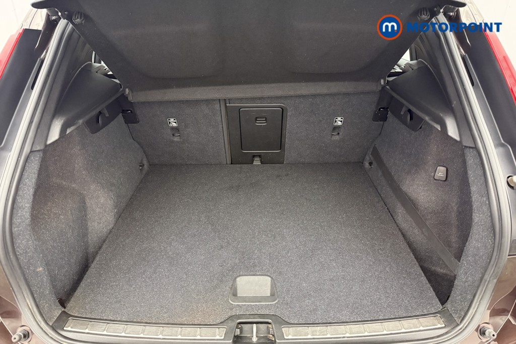 Used Volvo XC40 2020 for sale - 77168234: Photo 32