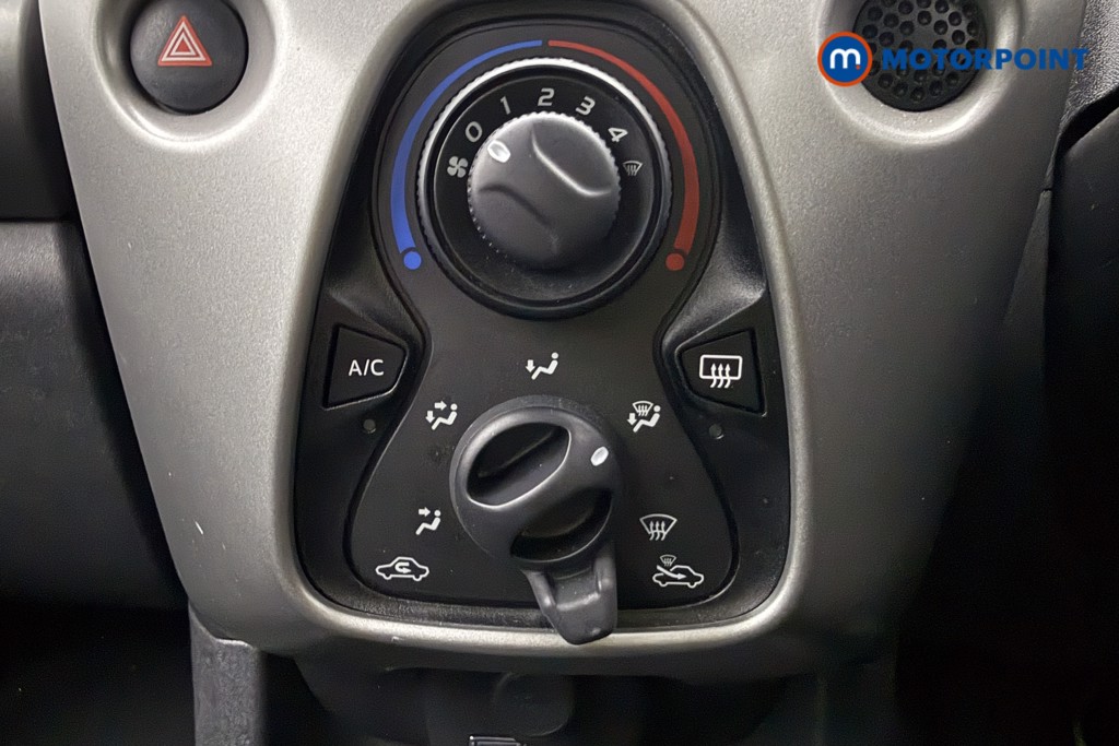 Used Peugeot 108 for sale - 77604306: Photo 22