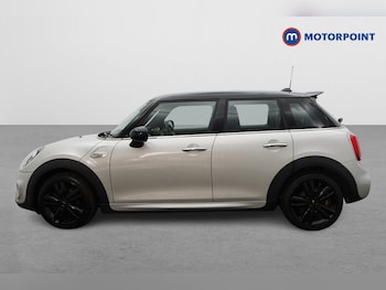 Used MINI Hatch 2019 for sale - 79042783: Photo