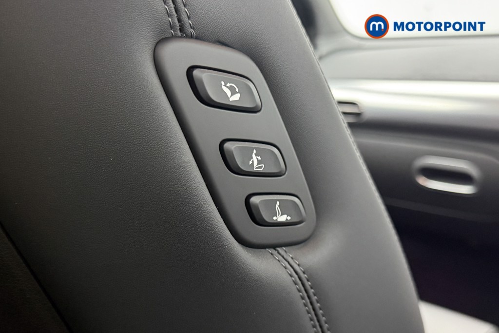 Used Genesis GV60 2024 for sale - 77113781: Photo 32