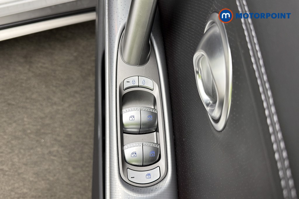 Used Genesis GV60 2024 for sale - 77113781: Photo 45