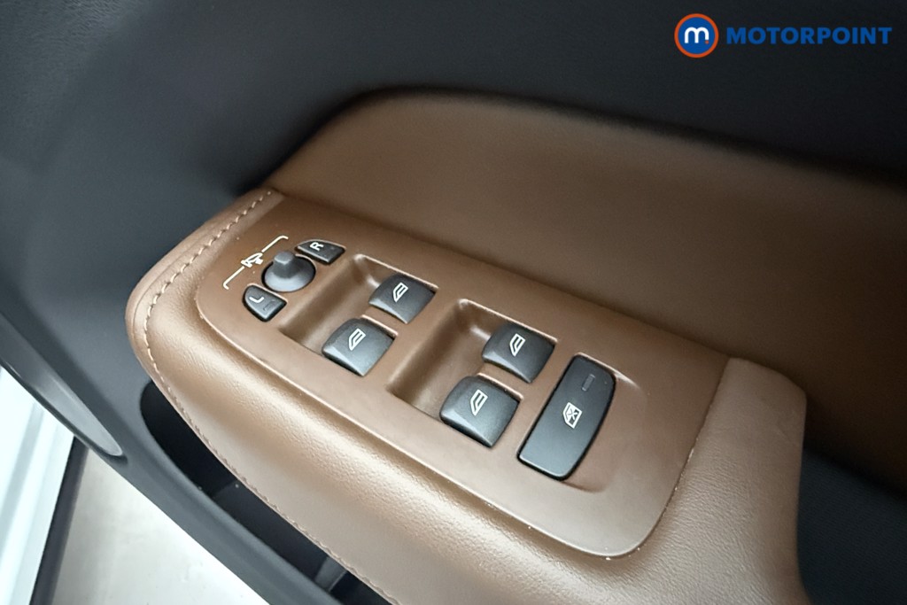 Used Volvo XC60 2019 for sale - 77798023: Photo 25