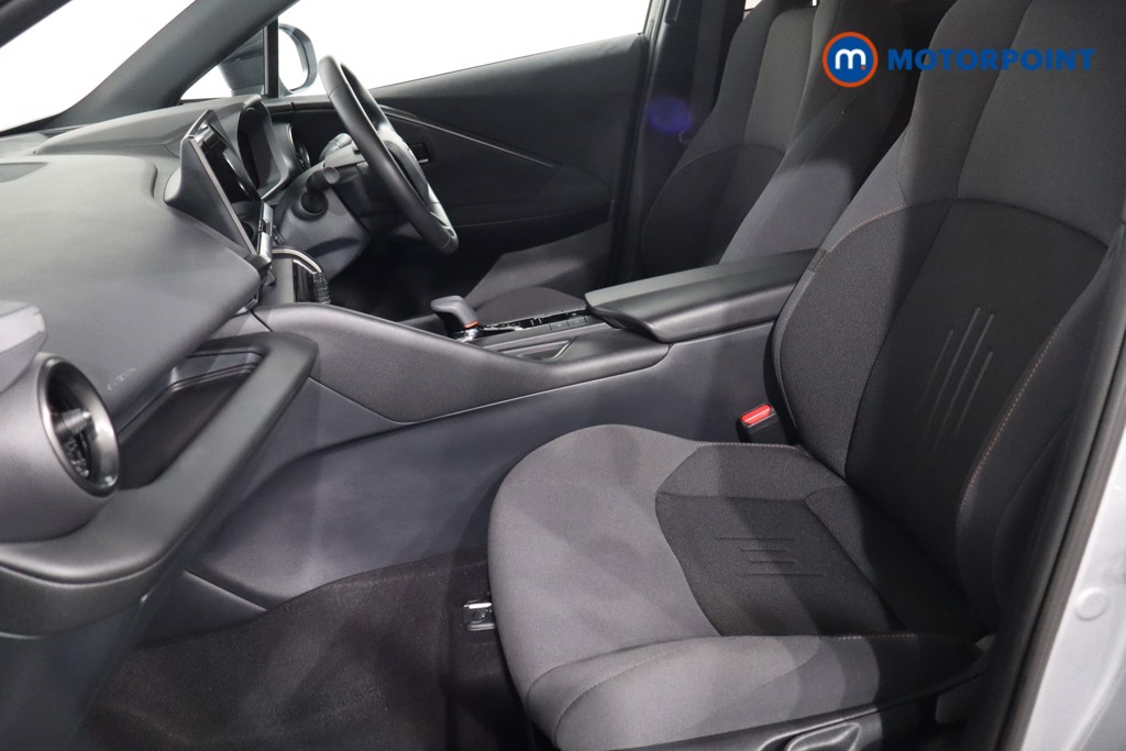 Used Toyota C-HR 2024 for sale - 76351451: Photo 12