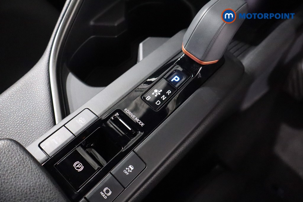 Used Toyota C-HR 2024 for sale - 76351451: Photo 22