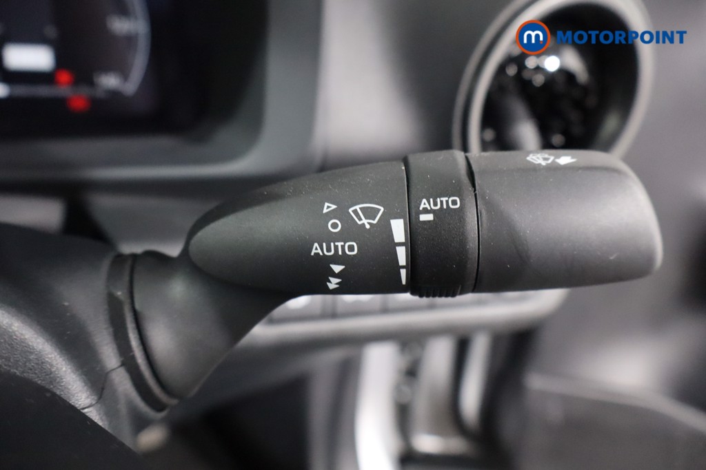Used Toyota C-HR 2024 for sale - 76351451: Photo 27