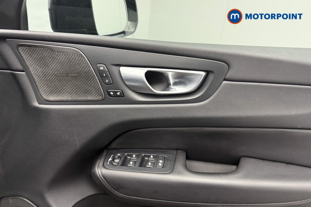 Used Volvo XC60 2023 for sale - 76641264: Photo 24