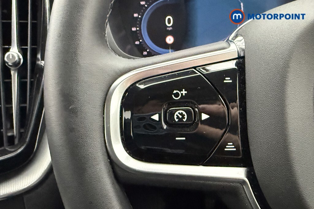 Used Volvo XC60 2023 for sale - 76641264: Photo 33