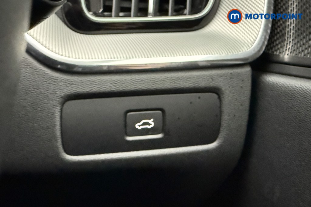 Used Volvo XC60 2023 for sale - 76641264: Photo 35