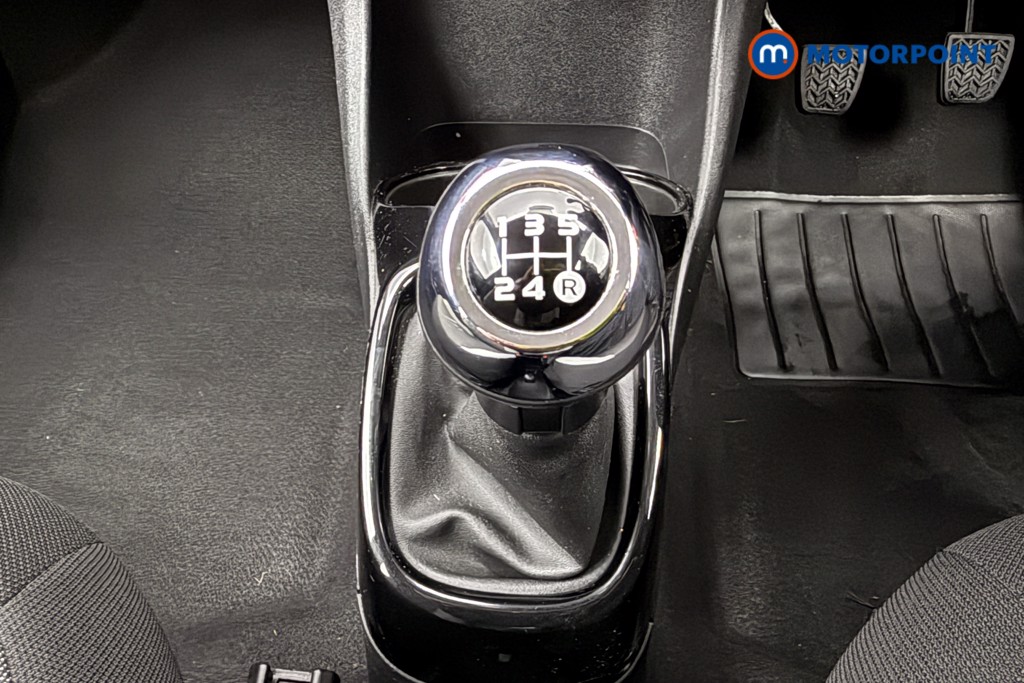 Used Toyota AYGO 2018 for sale - 77327160: Photo 14