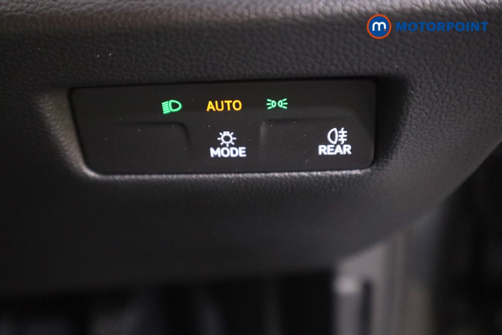 Used Volkswagen Passat 2025 for sale - 76394376: Photo 16