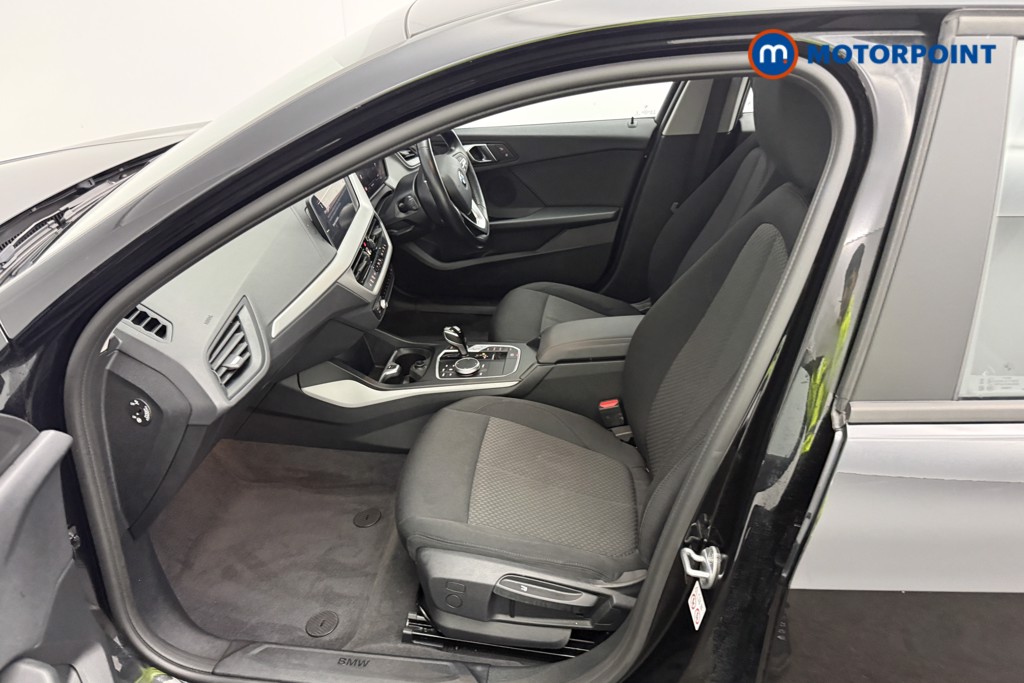 Used BMW 1 Series 2024 for sale - 76972201: Photo 9